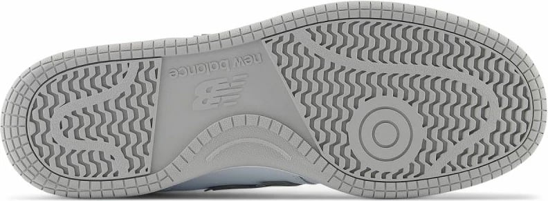 Atlete për meshkuj New Balance, të bardha