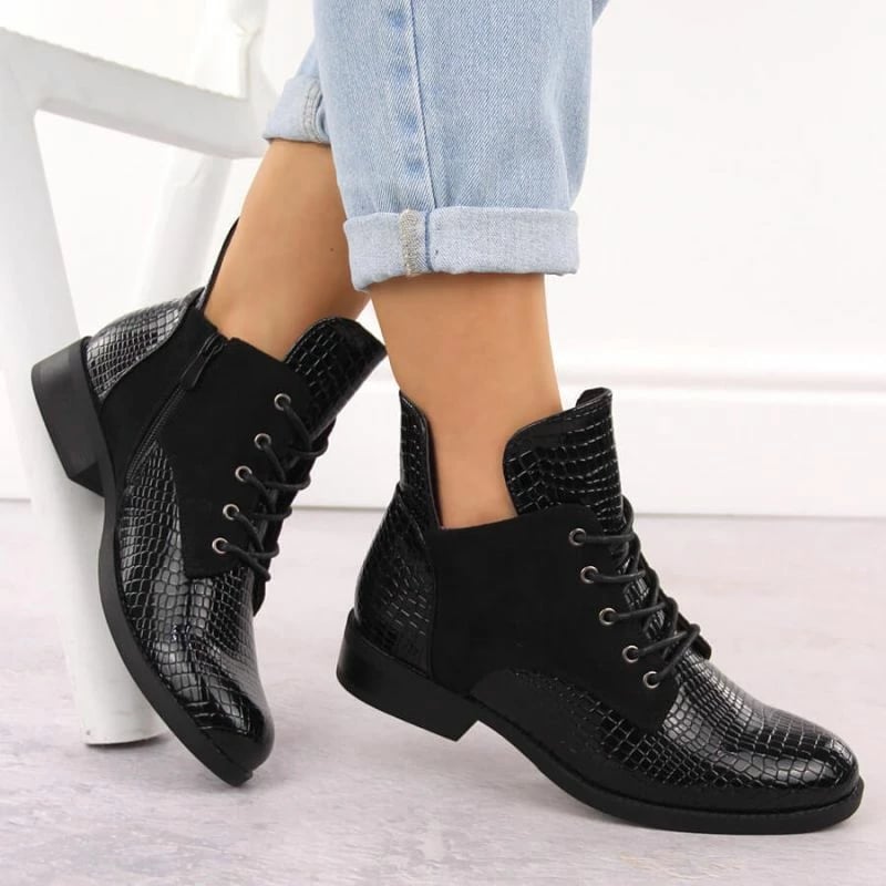 Çizme të shkurta për femra Vinceza, të zeza