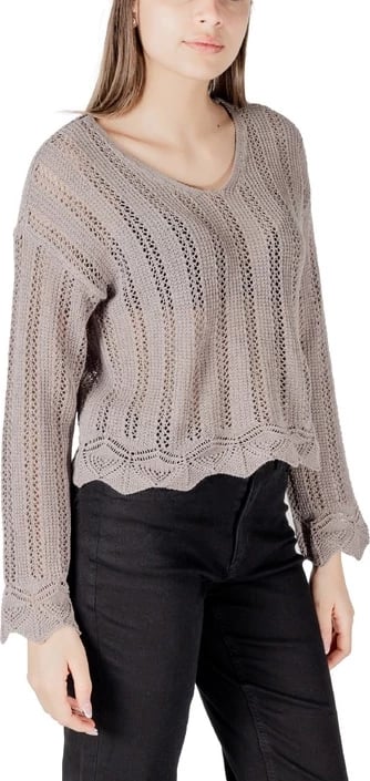 Xhemper për femra Only, bezhë