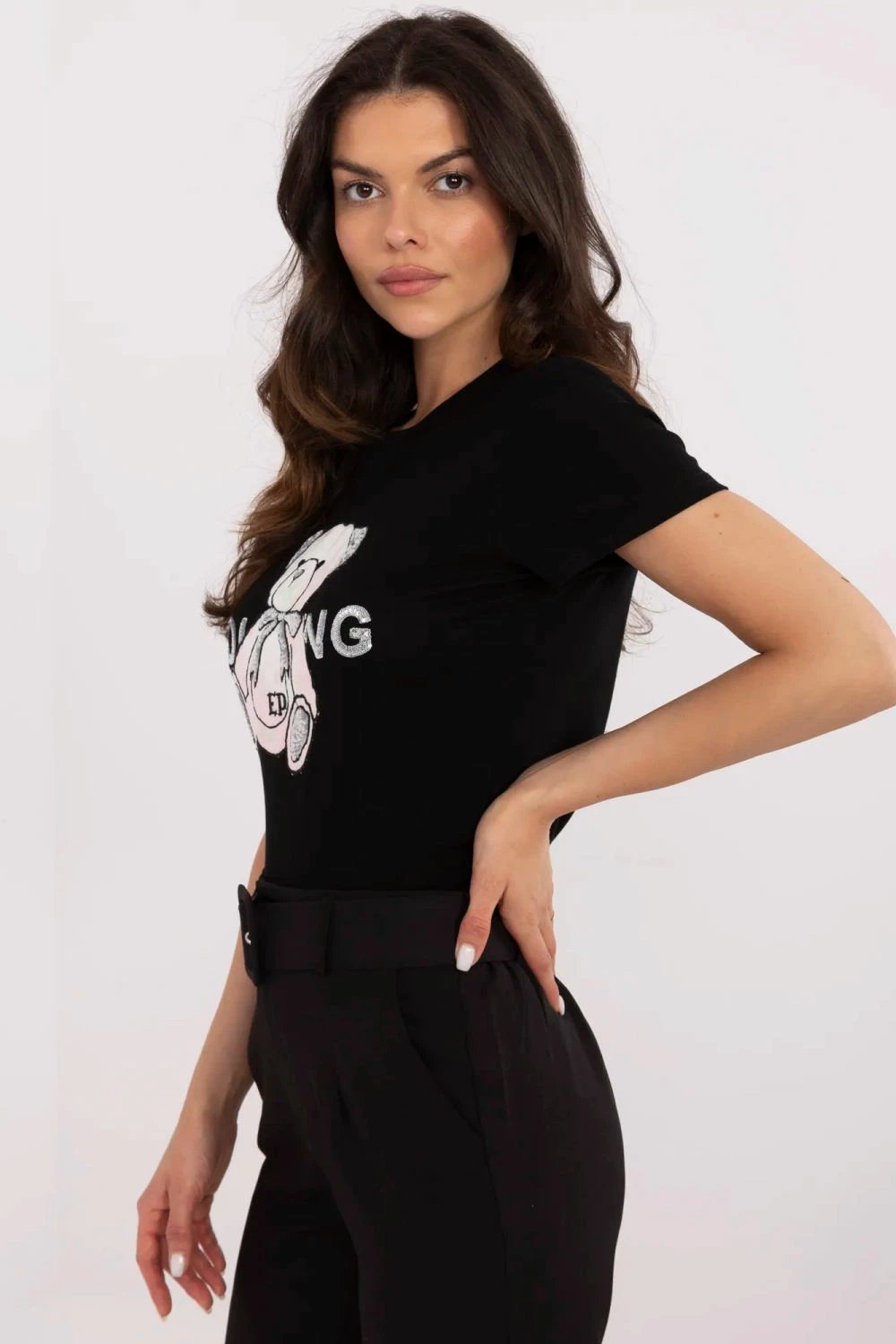 Maicë për femra NM model 211172, e zezë