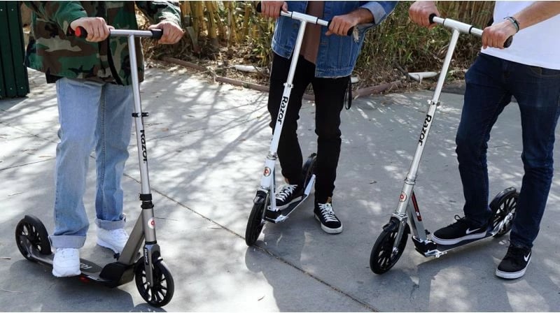 Skuter për fëmijë Razor, i argjendtë Skuter për fëmijë Razor, i argjendtë