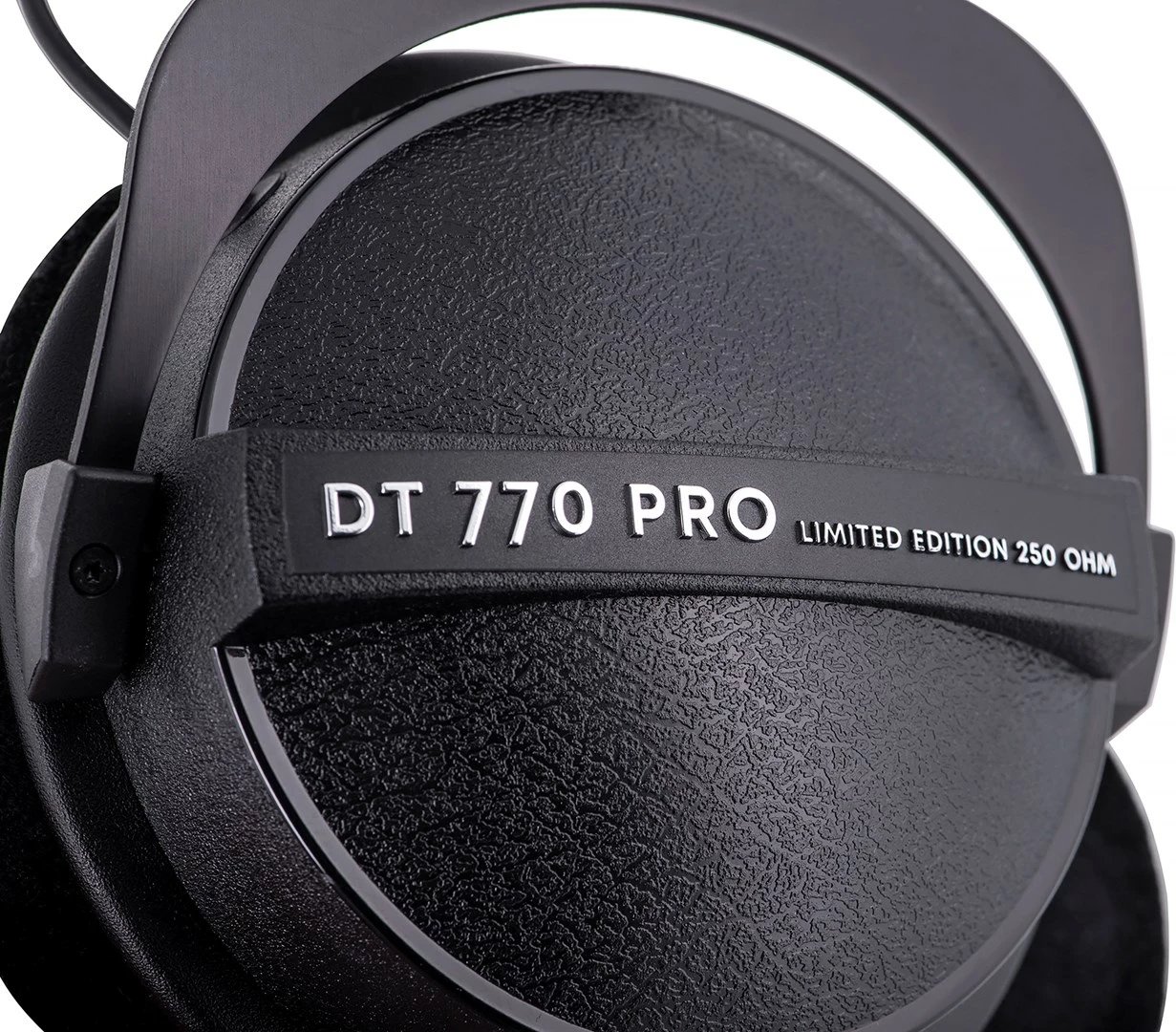 Kufje Beyerdynamic DT 770 PRO 250 OHM, Edicioni i Kufizuar, të mbyllura, të zeza