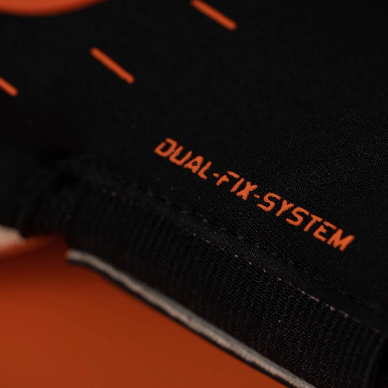 Doreza portieri Uhlsport unisex, të zeza