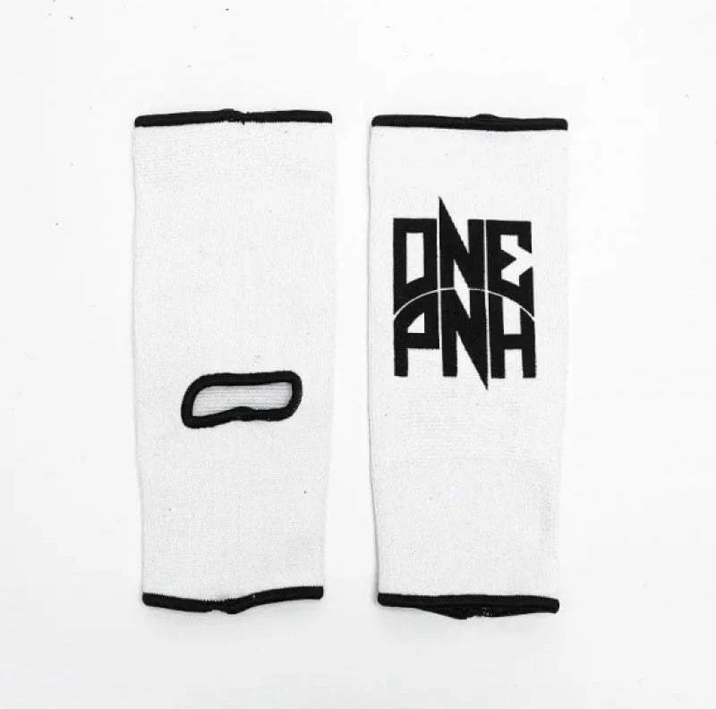 Mbrojtës i kyçit të këmbës 'ONE PUNCH' nga Masters, për meshkuj dhe femra