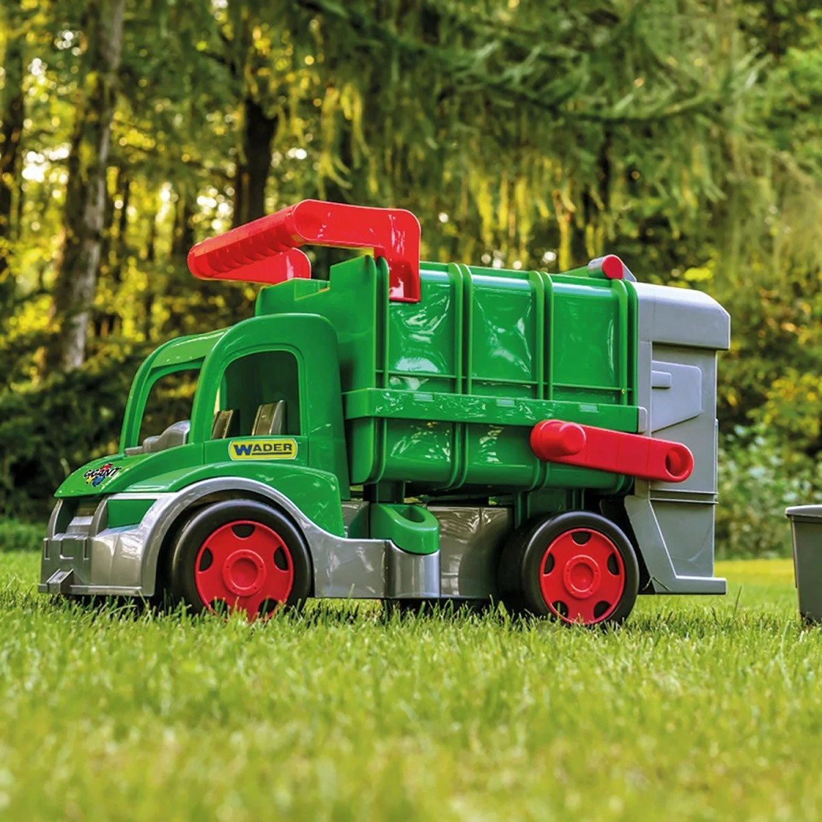 Kamion lodër Wader Gigant Farmer Garbage Truck 60 cm, plastikë, gjelbër/e kuqe/e hirtë
