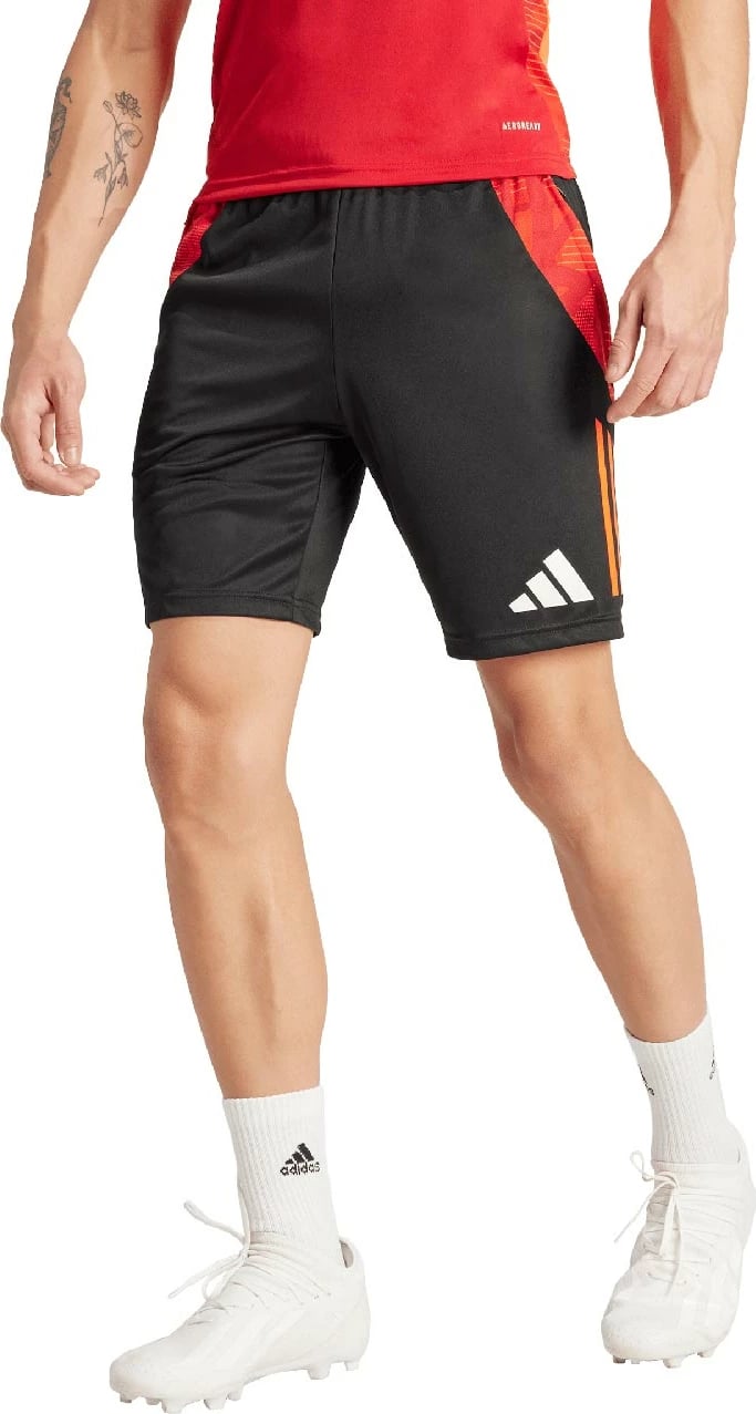 Shorce për meshkuj adidas, të zeza