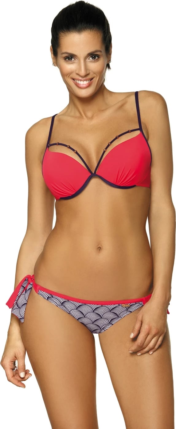 Kostum larje Marko model 116471, i kuq