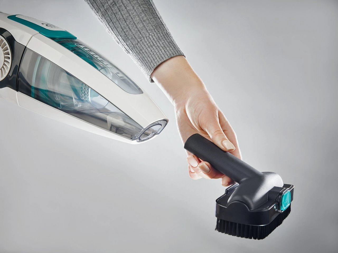 Fshesë elektrike pa kabllo Leifheit PowerVac 2in1, 20V, pa qese, bardhë/kaltër