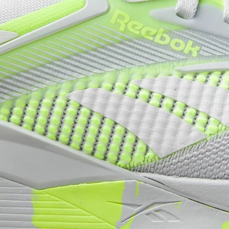 Atlete femra Reebok, të bardha