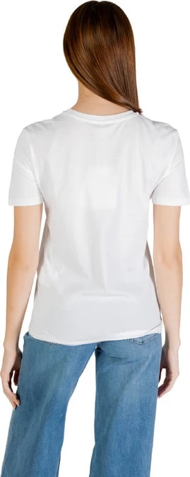 Maicë Only femra e bardhë