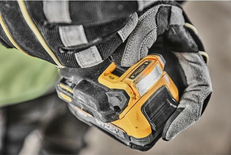 Aku-shurubdrill DeWALT 18V, brushless, 1.3cm, verdhë/zezë Aku-shurubdrill DeWALT 18V, brushless, 1.3cm, verdhë/zezë