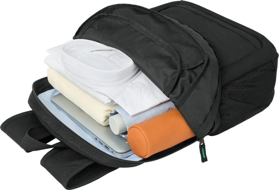 Çantë shpine RivaCase Gremio 539632, 18L, për laptop 16", e zezë