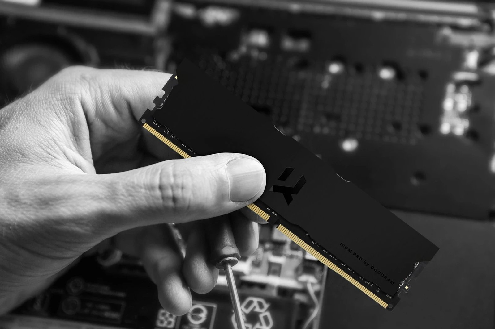 RAM Memorje GoodRam IRDM PRO, 8 GB DDR4 3600 MHz, e zeza