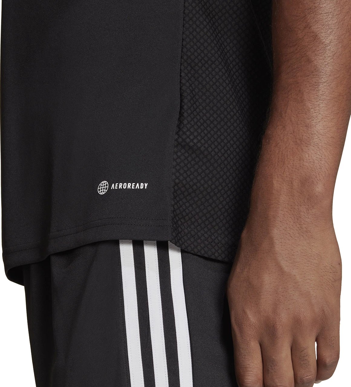 Maicë për meshkuj adidas, e zezë