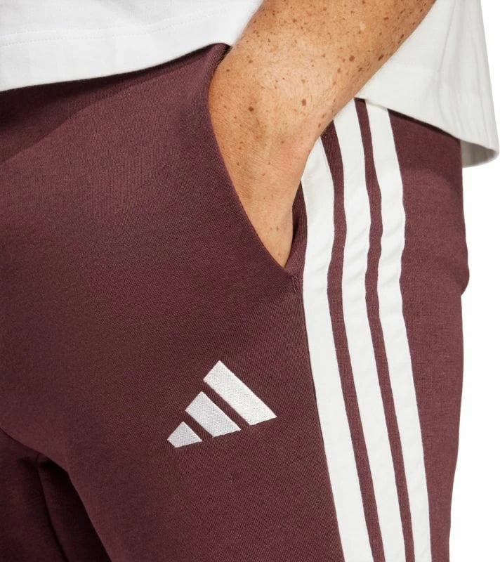 Pantallona sportive për meshkuj adidas, të kuqe