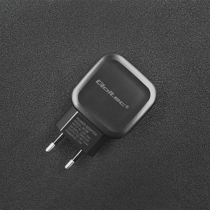Karikues muri Qoltec 50188, 17W, 2xUSB + kabllo USB Type-C, i zi