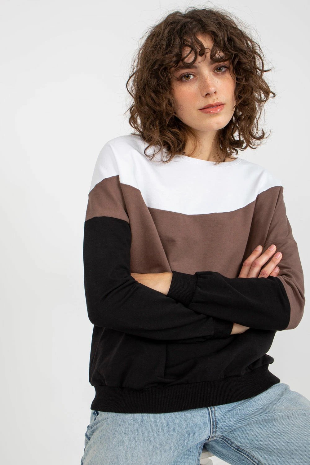 Sweatshirt Relevance 185961, e zezë