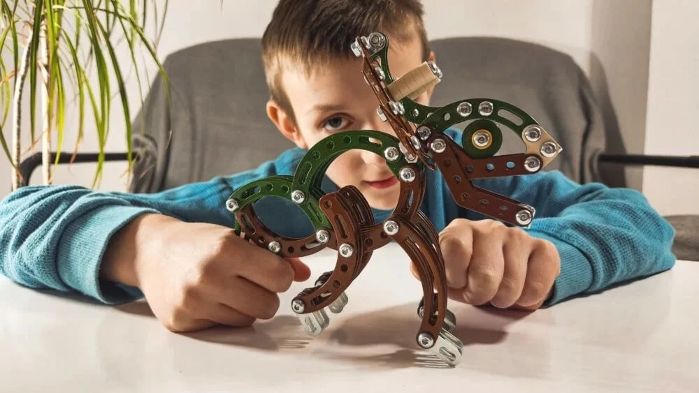Set ndërtimi metalik Alexander Small Constructor Triceratops, 264 pjesë, kafe/jeshile