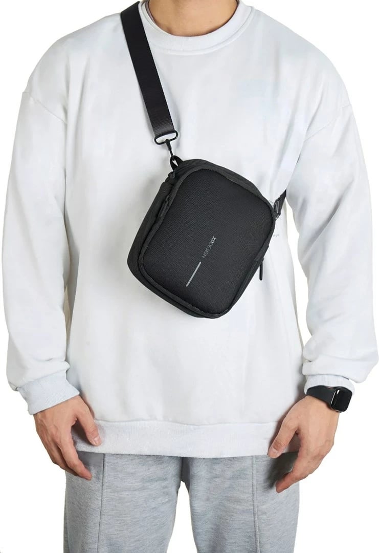 Çantë XD DESIGN Boxy Sling P705.951, E zezë