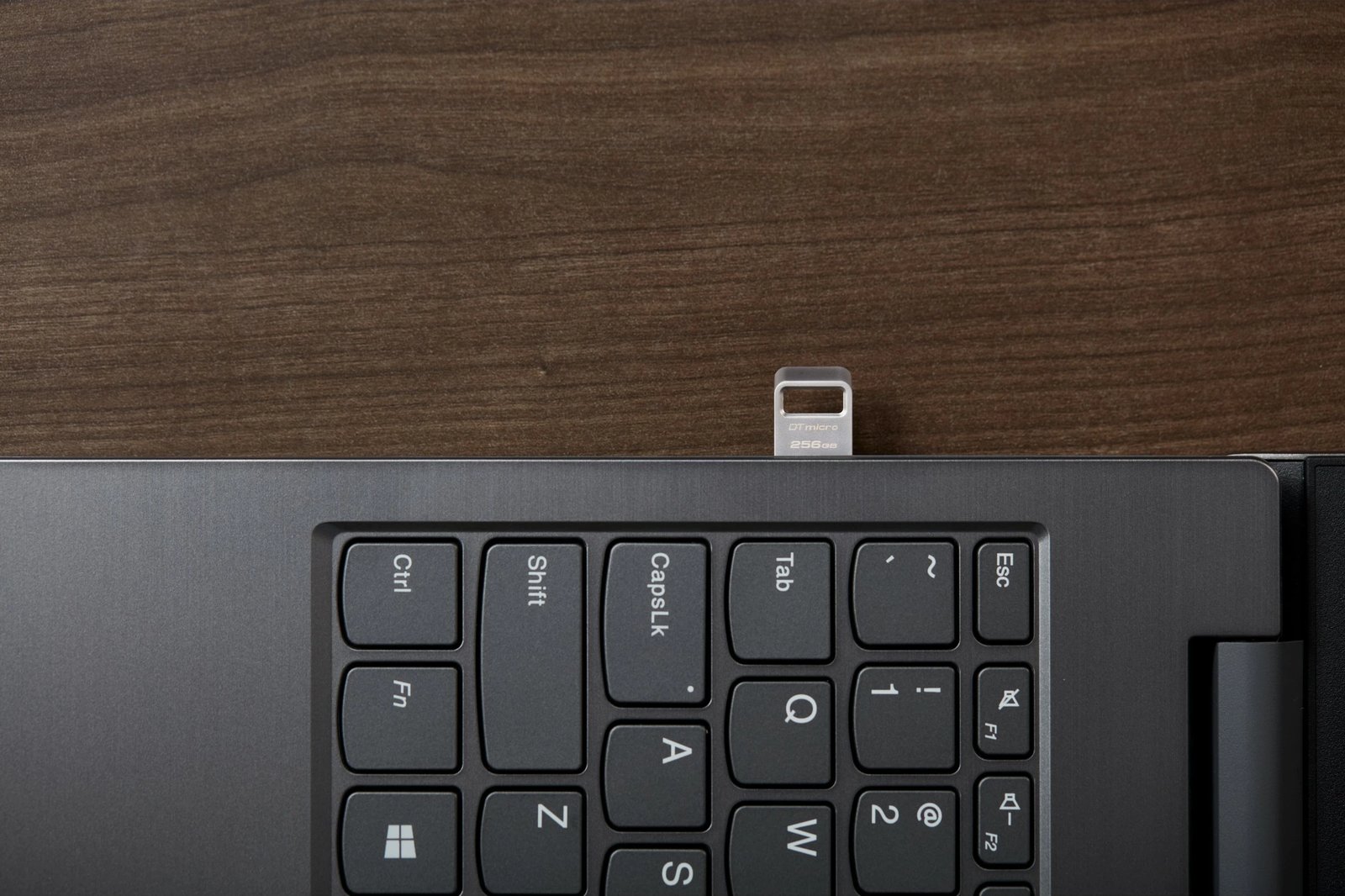 USB Kingston DataTraveler Micro 256GB, USB 3.2, metal, silver