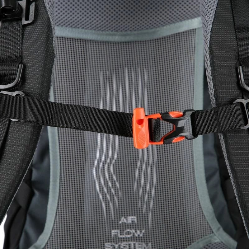 Çantë shpine hiking Nils Extreme, e zezë