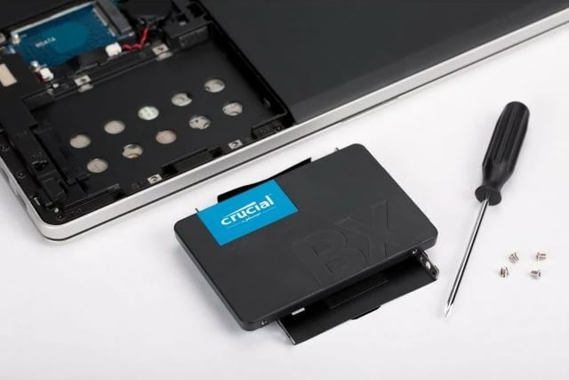 SSD Crucial BX500, 240 GB, 2.5", 540 MB/s, 6 Gbit/s, e zezë
