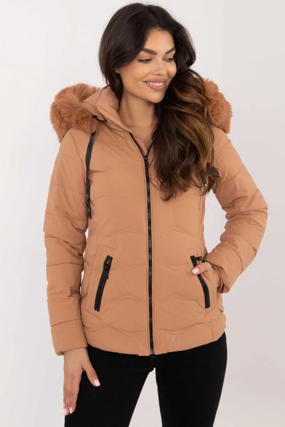 Jakne për femra Factory Price 202549, kafe