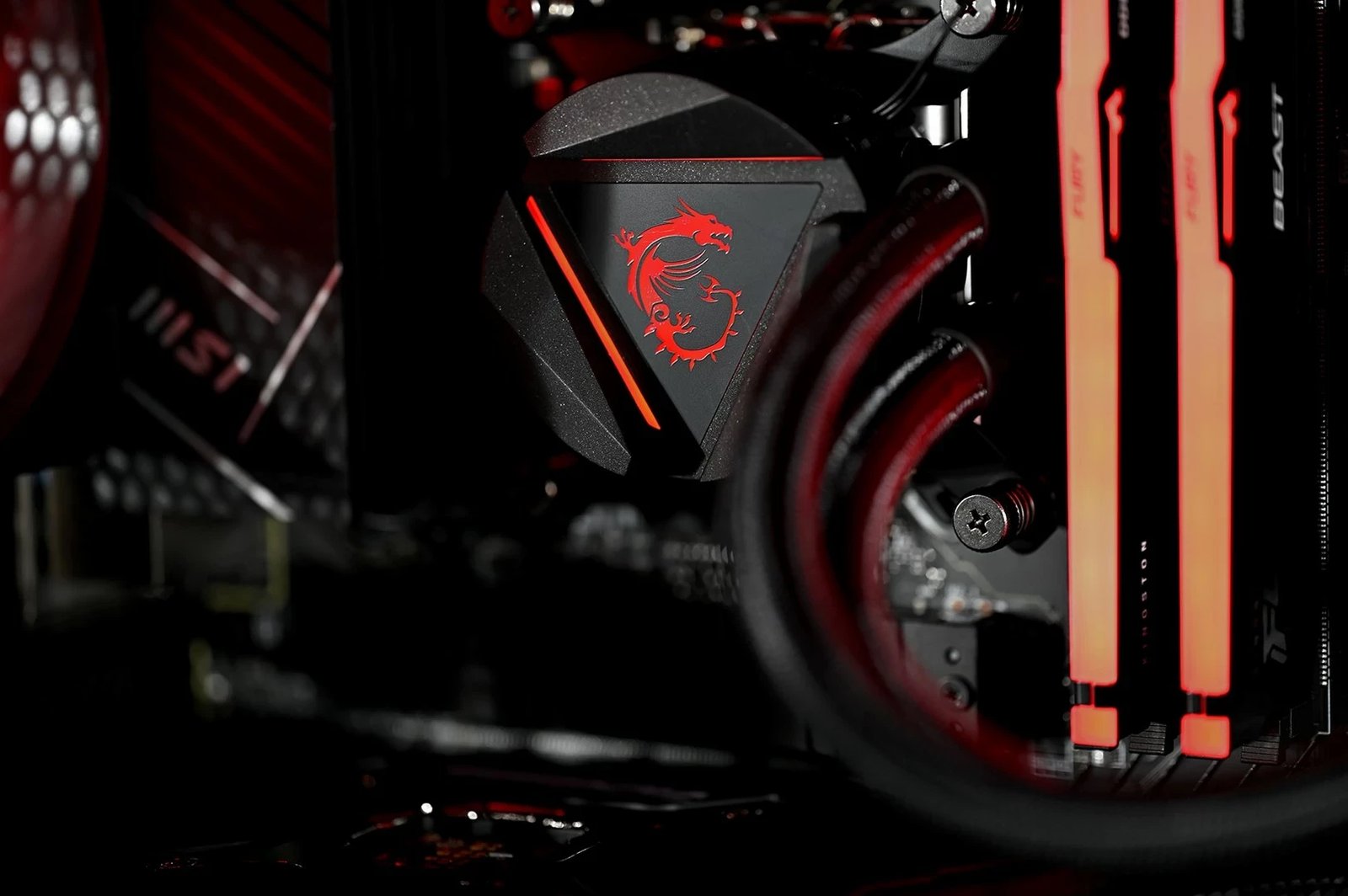 Kompjuter Gaming, AMD Ryzen 7, 32GB RAM, 1TB SSD, AMD Radeon RX 7800 XT 