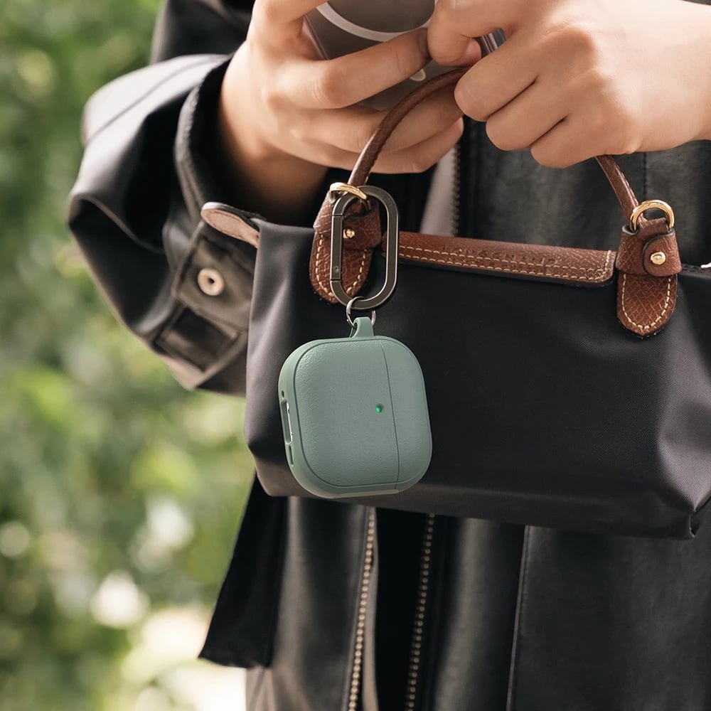 Mbështjellës Ringke Onyx MagSafe për Apple AirPods 4, e kuqe e lehtë, me karabiner