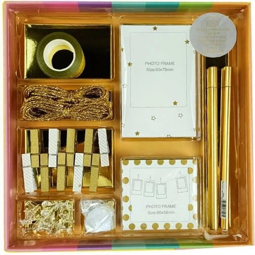 Set artikujsh zyre 70 copë, NEXT, në kuti dhurate, Ngjyrë Ari Set artikujsh zyre 70 copë, NEXT, në kuti dhurate, Ngjyrë Ari