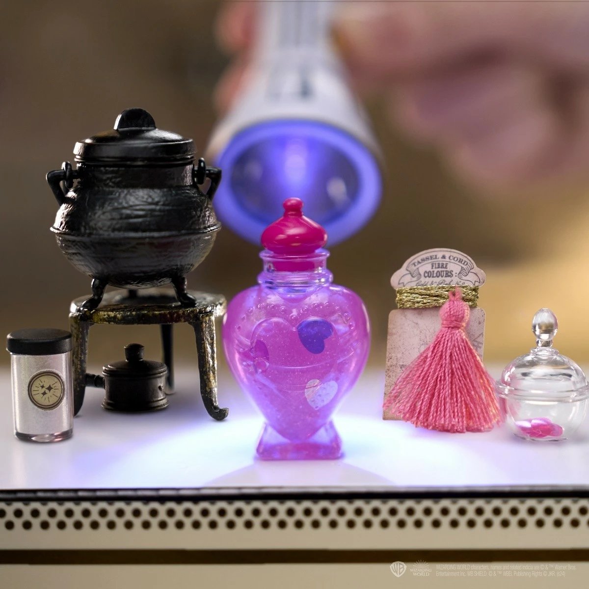 Set figurina Miniverse Harry Potter Make It Mini Potions, MGA, 15 copë