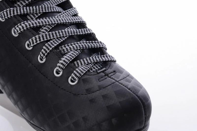 Patinat Tempish Giulia Black Plus për Femra