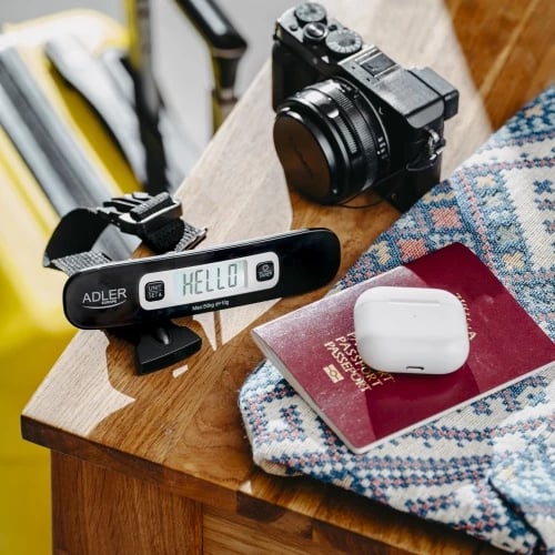 Peshore bagazhi Adler AD 8190, 50kg, saktësi 10g, LCD me ndriçim të bardhë, njësi g/kg/oz/lb, rrip polipropileni, CR2032, e zezë