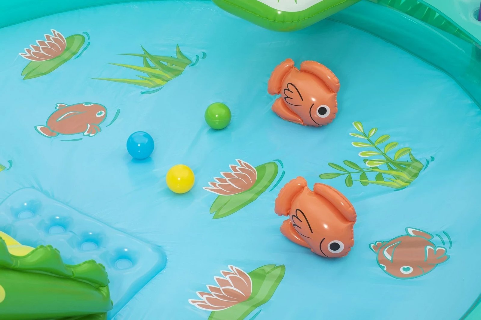 Qendër loje uji e fryrë për fëmijë Bestway Crocodile Cove, 2.24m x 1.81m x 72cm, shumëngjyrëshe Qendër loje uji e fryrë për fëmijë Bestway Crocodile Cove, 2.24m x 1.81m x 72cm, shumëngjyrëshe