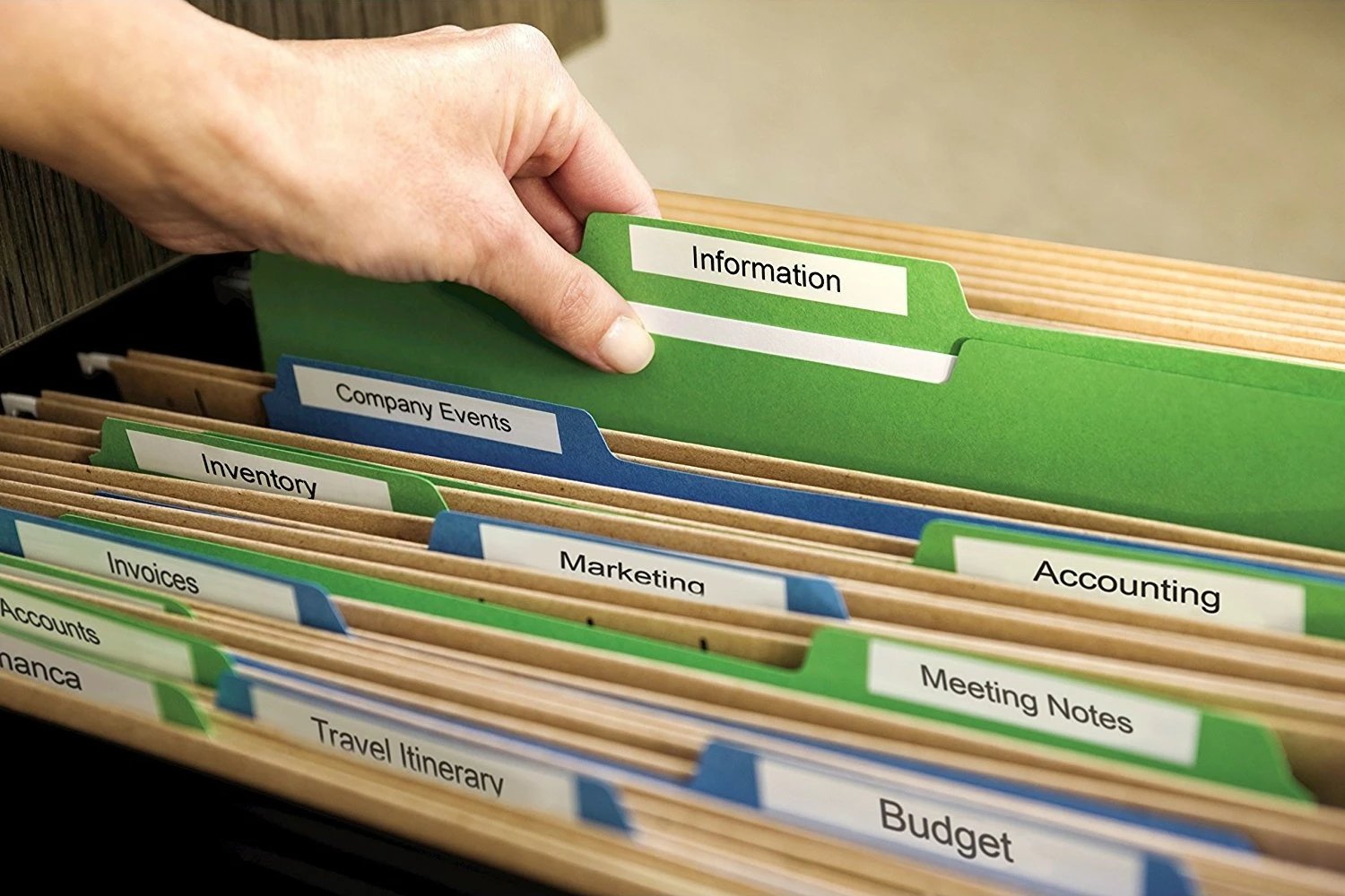 Shirit etikete DYMO D1 Standard, 12mm, i zi mbi të bardhë, 7m