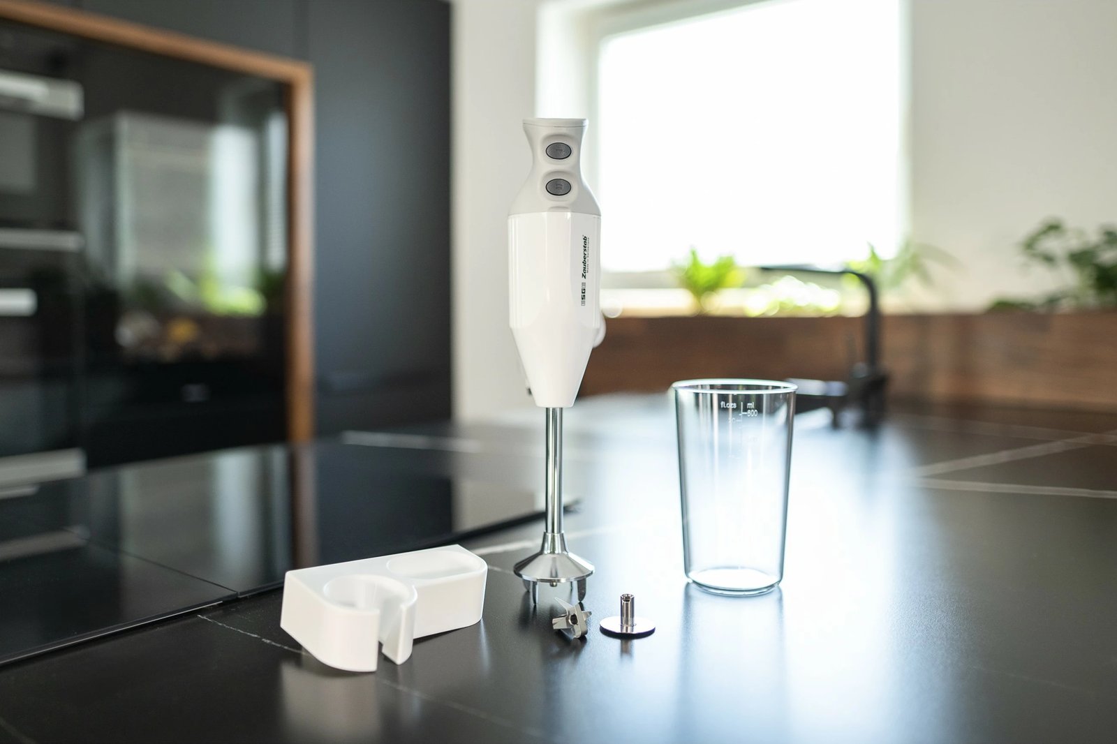 Blender dore UNOLD ESGE-Zauberstab M 122 S, 0.6L, i bardhë