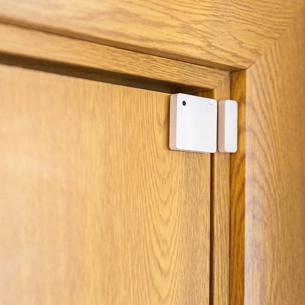 Sensor derë/dritare Shelly BLU, Wireless, Bluetooth, i zi