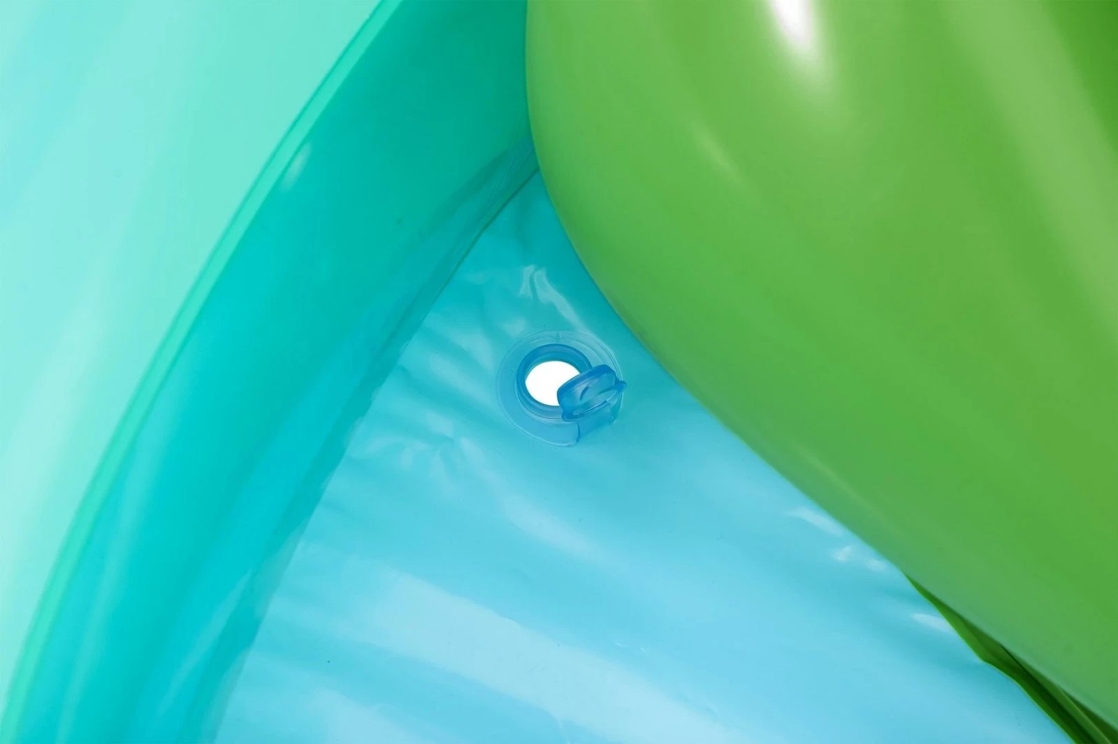 Qendër loje uji e fryrë për fëmijë Bestway Crocodile Cove, 2.24m x 1.81m x 72cm, shumëngjyrëshe Qendër loje uji e fryrë për fëmijë Bestway Crocodile Cove, 2.24m x 1.81m x 72cm, shumëngjyrëshe