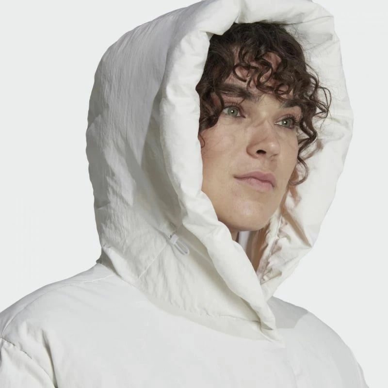 Jakne adidas për femra, të bardha