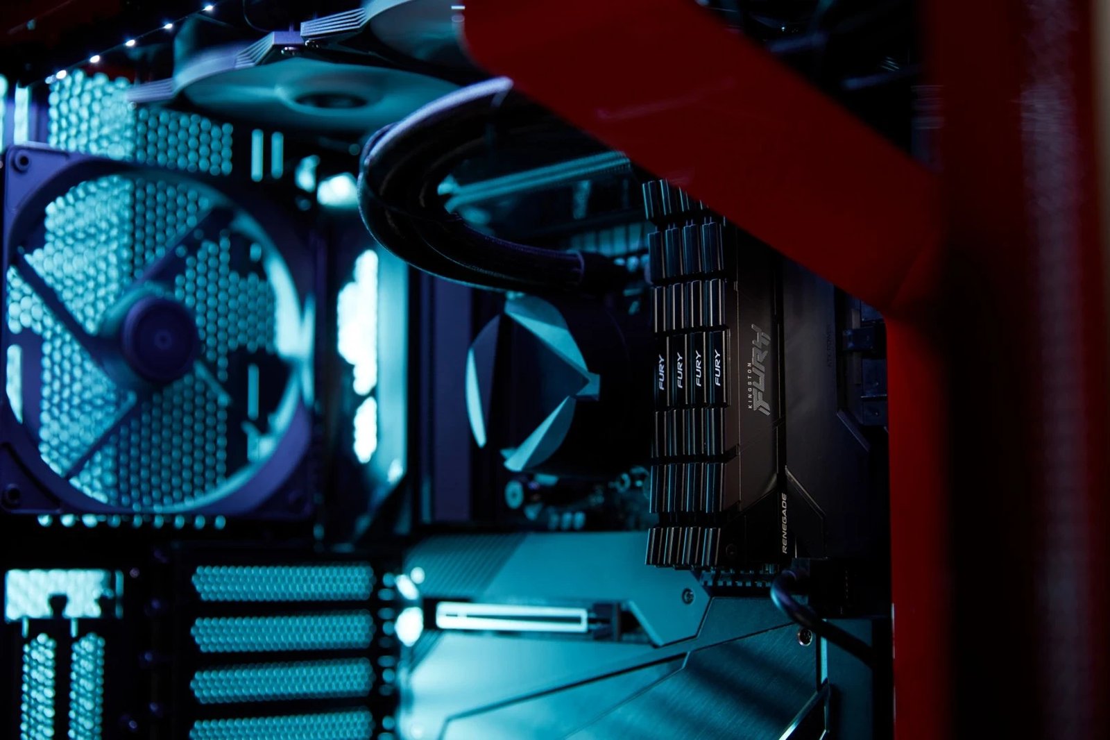 RAM Memorje Kingston FURY,16GB (2x8GB) DDR4 CL16 DIMM, të zeza                                                      