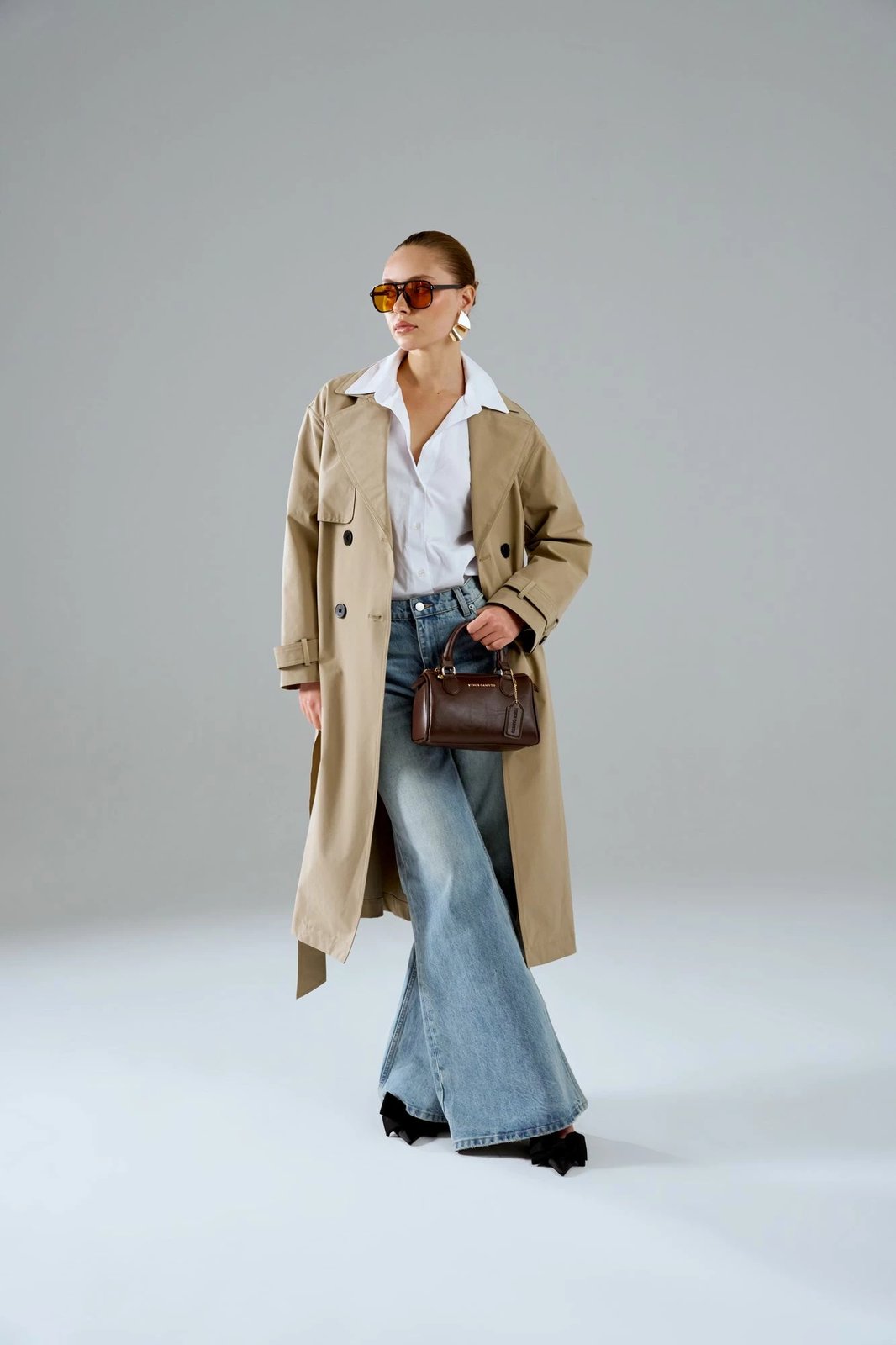 Çantë dore, ngjyrë çokollatë, Vince Camuto Rimini