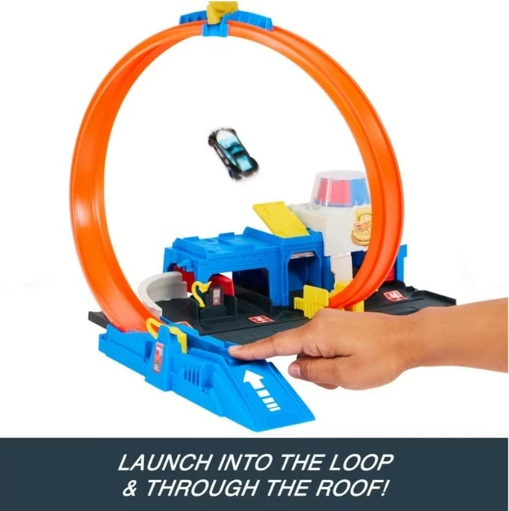 Set pistë makine Hot Wheels City Super Police Station JBM71, me lak të rregullueshëm dhe 1 makinë 1:64, shumëngjyrësh