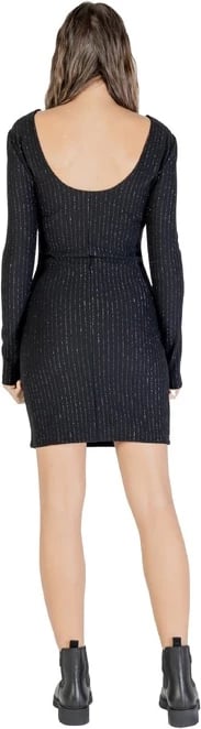 Fustan Jacqueline De Yong femra, i zi