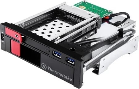 Paneli i bay për disk Thermaltake ST0026Z, 2.5/3.5", Bezel i zi dhe i kuq Paneli i bay për disk Thermaltake ST0026Z, 2.5/3.5", Bezel i zi dhe i kuq