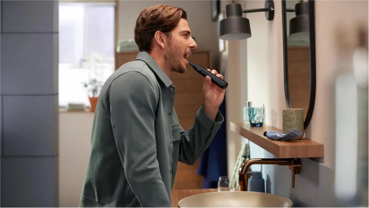 Furçë dhëmbësh sonike Philips Sonicare 5300 HX7101/01, 2 nivele intensiteti, e zezë