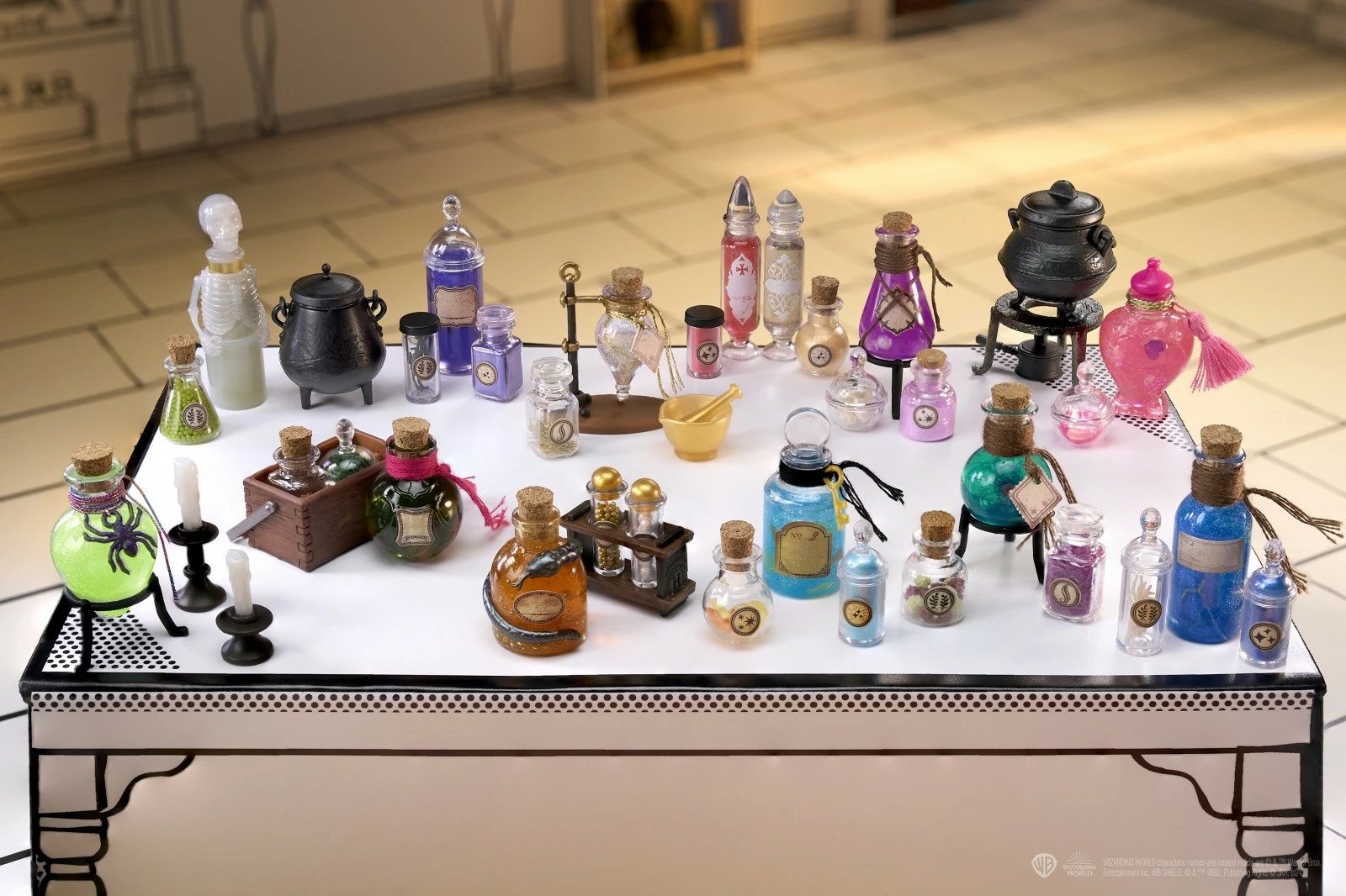 Set figurina Miniverse Harry Potter Make It Mini Potions, MGA, 15 copë