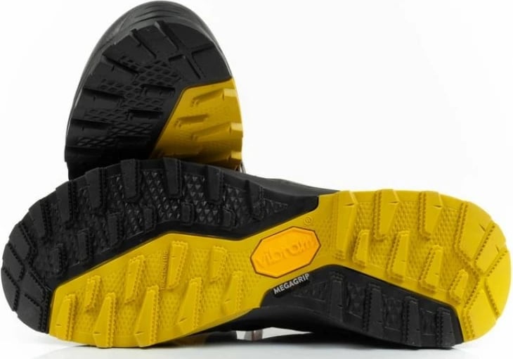 Atlete femra Aku, të kaltra