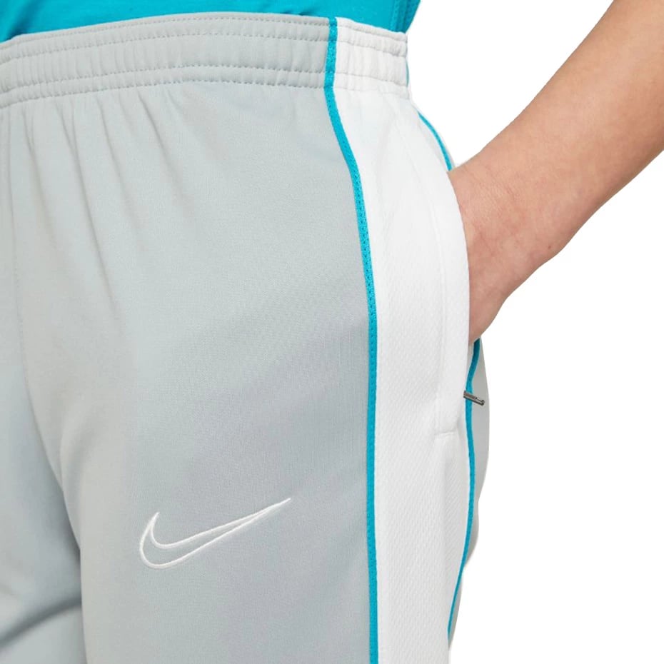 Pantallona sportive për fëmijë Nike, gri