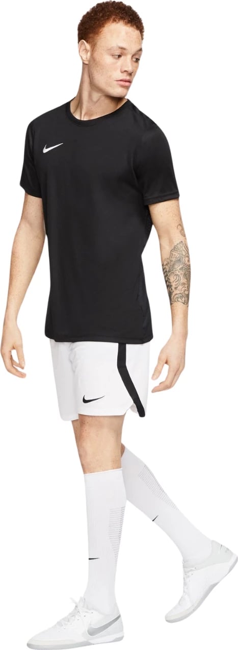 Maicë për meshkuj Nike, e zezë