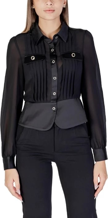 Maicë Morgan De Toi femra, e zezë